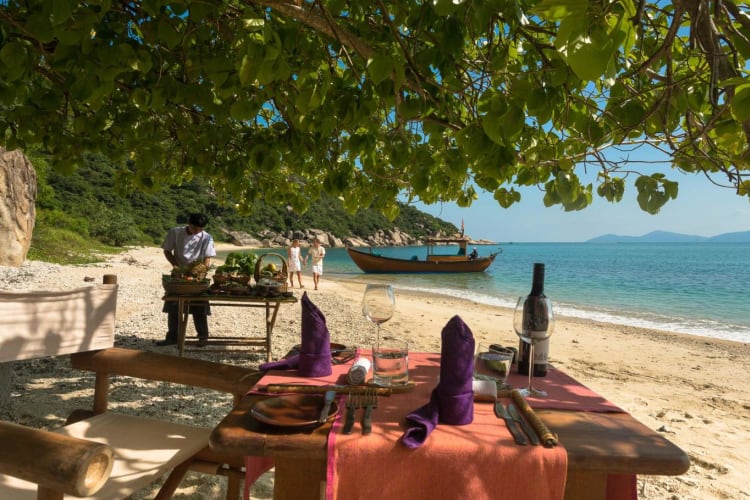 Private Beach Dining